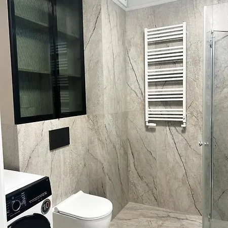 Downtownapartments Podpromie Kate And Underground Parking * 제수프